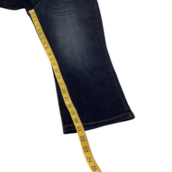 NWT Lee Slim Fit Sculpting Mid Rise Stretch Pull On Capri Womens Size 8 Medium - Picture 7 of 10